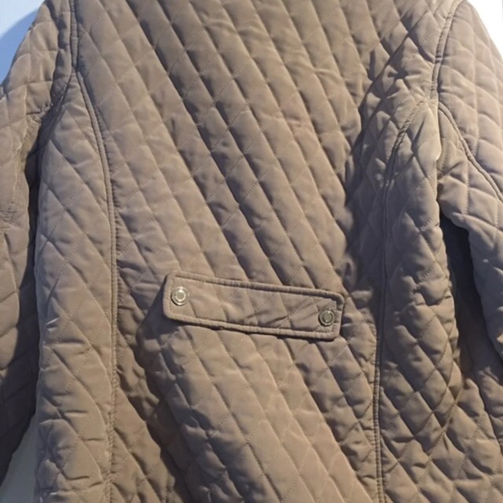 Tan jacket - Picture 2 of 3